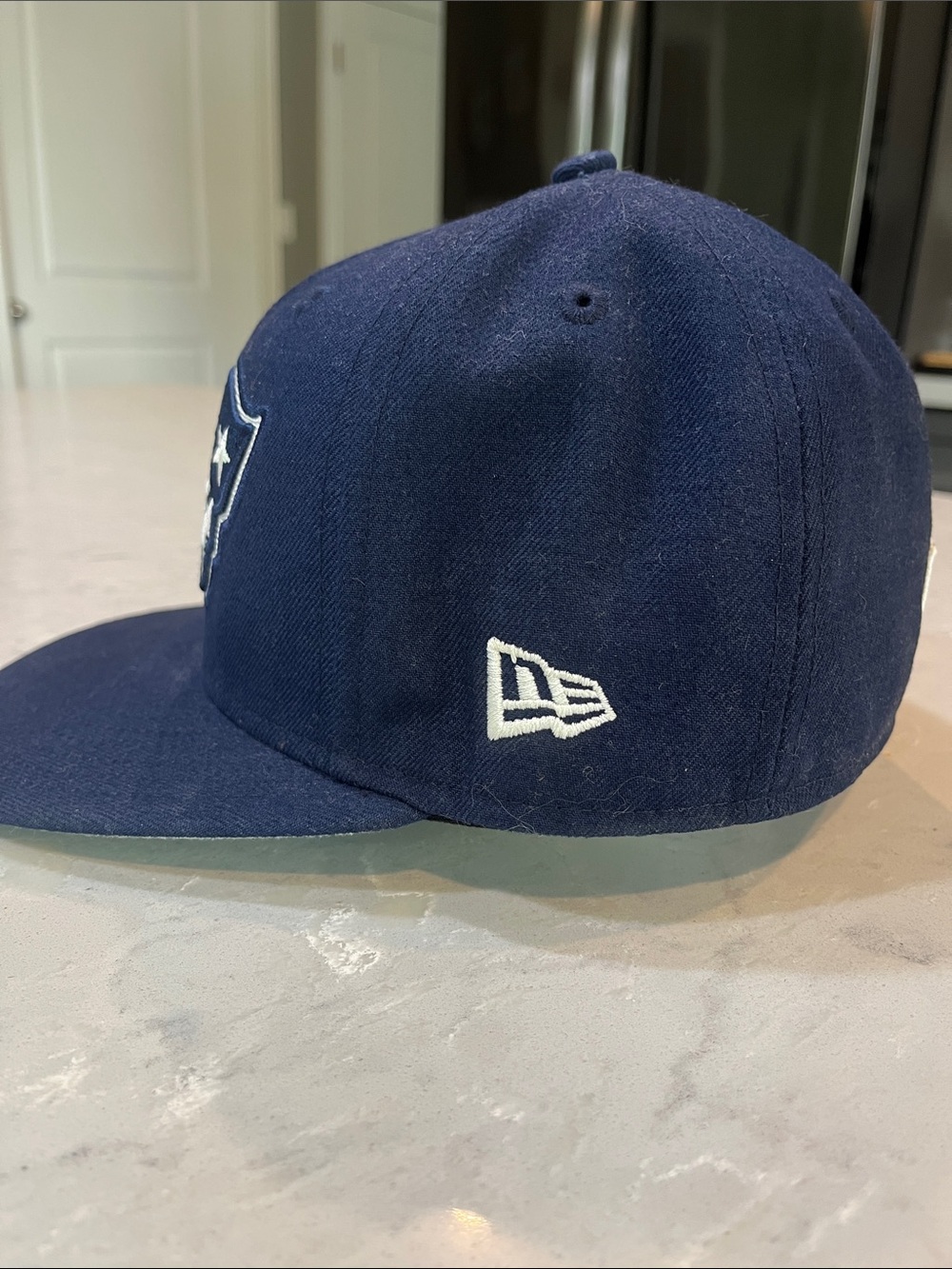 New Era Navy Blue New England Patriots Fitted Hat - Picture 3 of 4